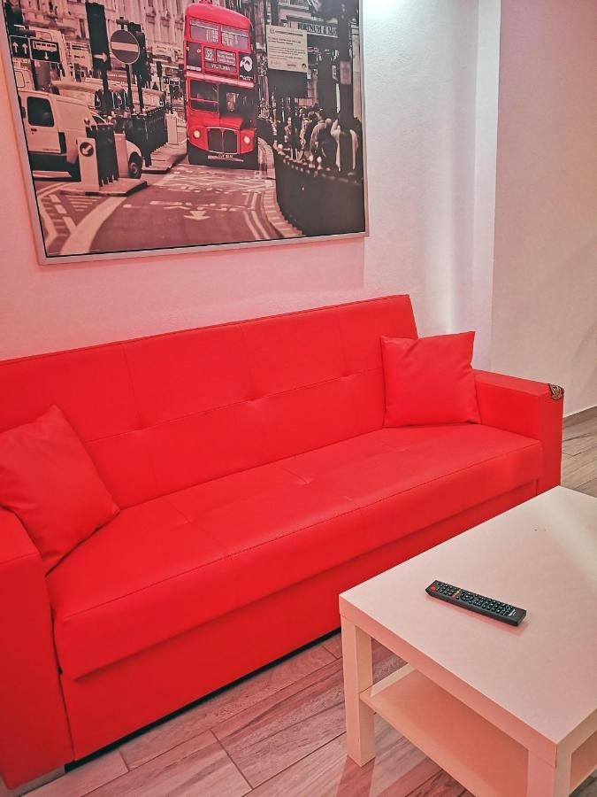 Conil Red-Black Apartment โกนิล เด ลาฟรอนเตรา ภายนอก รูปภาพ